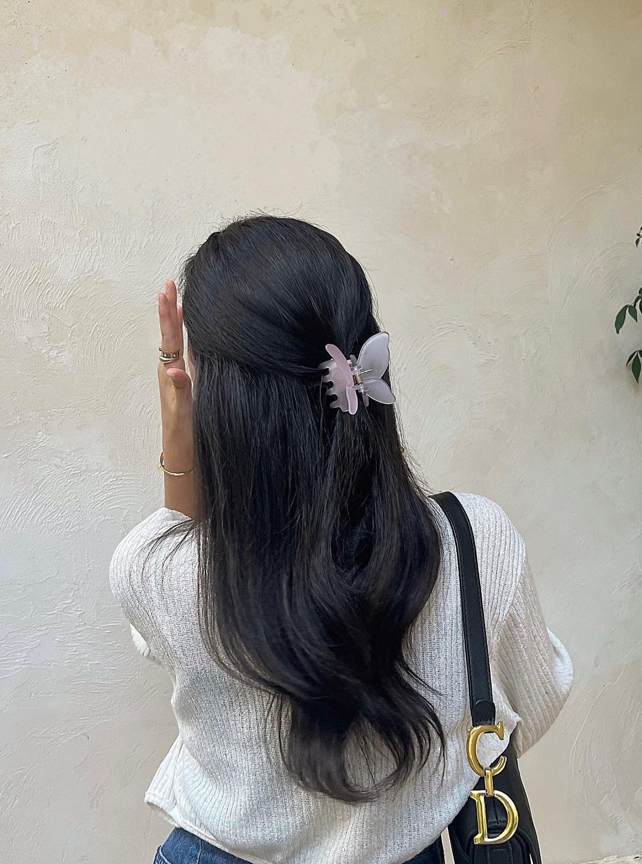 مشبك شعر فراشة